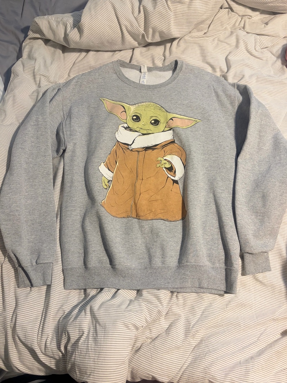 Star Wars Grogu Baby Yoda Unisex Sweatshirt Gray Medium